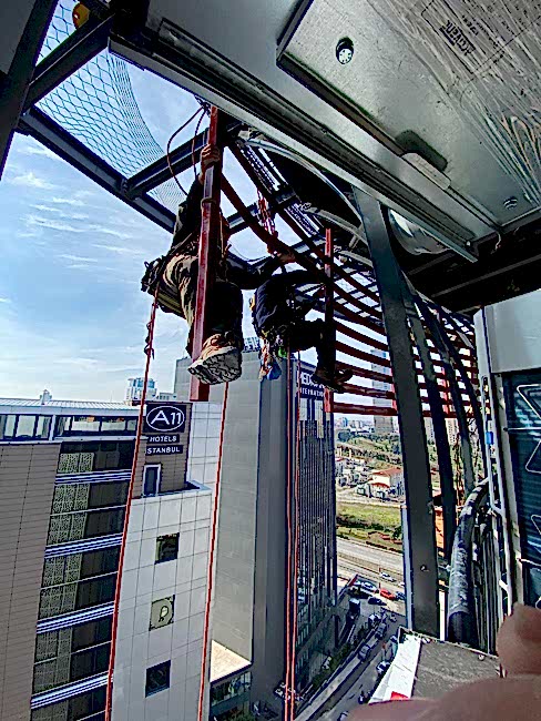 endüstriyel hizmetler, endüstriyel dağcı, endüstriyel  hizmetleri, Endüstriyel İple Erişim, Tahribatsız muayene, Kaynak ve taşlama, Tünel köprülerde ve viyadüklerde bakım onarım ve hasar tespit çalışmaları,Maden, petrol ve platform sahalarında torklama (sıkma), Gemi ve çelik yapılarda pas döküm, taşlama ve boyama işlemleri, Telekomünikasyon & Enerji Sektörü Kurulum Bakım Onarım