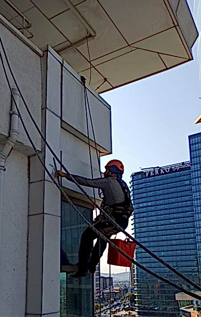 iple erşim uzmanı, iple erişim, iple erşim nedir?, iple erşim avantajları, neden iple erşim kullanılır?, iple erşim firmaları, iple erşim uzmanları, endüstriyel dağcı, endüstriyel dağcılık hizmetleri, Endüstriyel İple Erişim