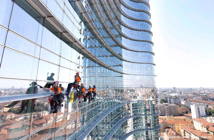 Dış cephe cam temizliği, İç mekan cephe temizliği, Çelik konstrüksiyon temizliği, Çimento ve enerji sektöründe cüruf ve baca temizliği, Yakıt tankı temizliği, Dış Cephe Temizliği, Endüstriyel Tesis Temizliği, Yüksek Yapı İple Erişim Temizlik, Cam Tavan Temizliği, fabrika temizliği, sanayi tesisi temizliği, rüzgar türbini temizliği